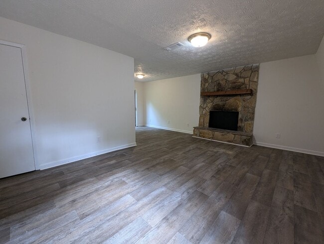 255 Rustwood Dr Unit 257 Rustwood Dr