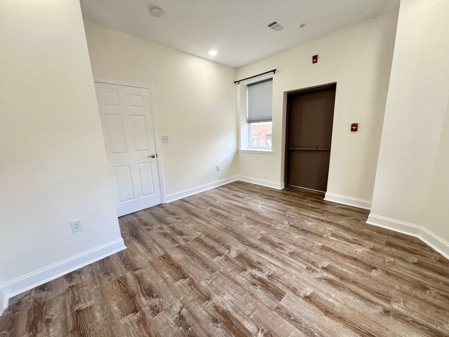 Photo - Modern 2-Bed/2-Bath Apartment on South St ...