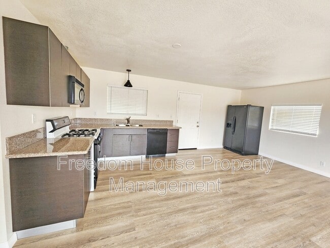 Photo - 3161 W Scott Ave
