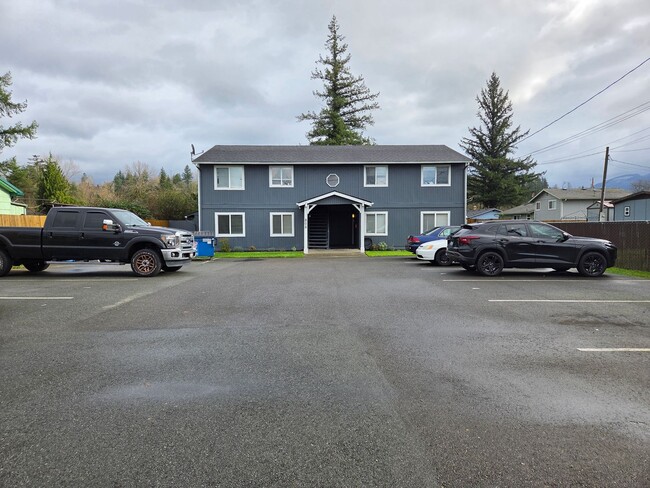 Photo - Newly Remodeled Two Bed One Bath Unit in the Heart of Sultan