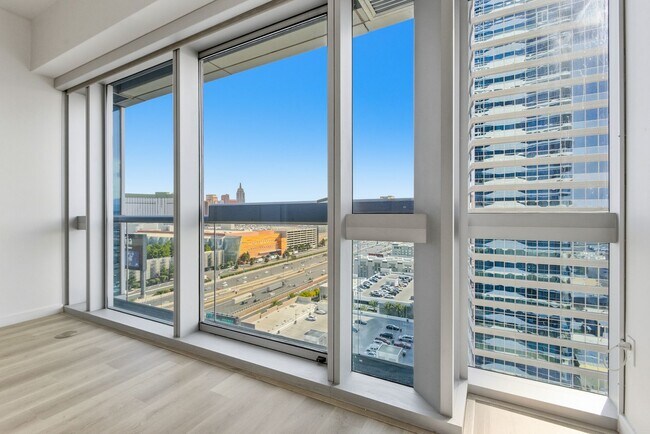 Photo - Martin 1905-Stunning Strip Views from this 2Bd Residence Unit 1905