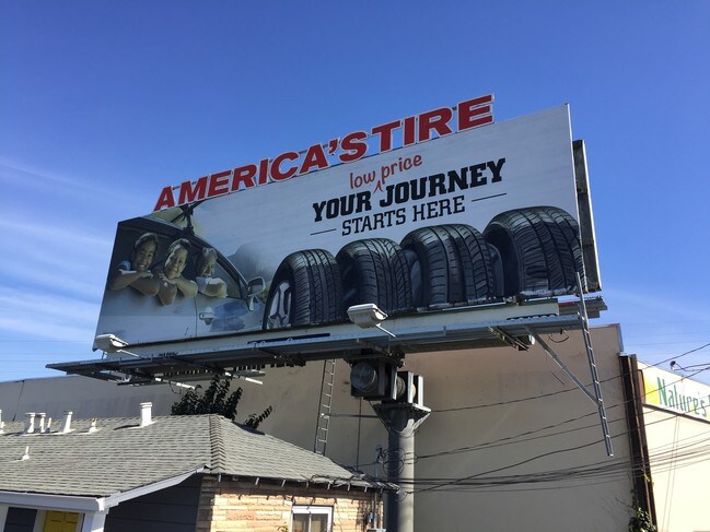 Photo - 1425 Laurelwood Rd