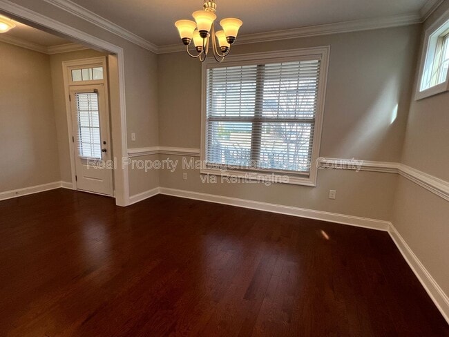 Photo - 1351 Gilwood Dr