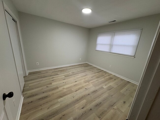 Photo - 610 Martin St Unit B