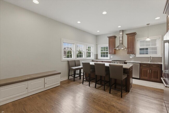 Photo - 1828 W Berenice Ave