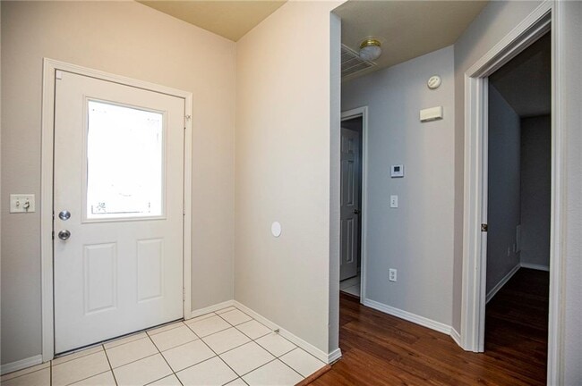 Photo - 1604 SW Thorton St