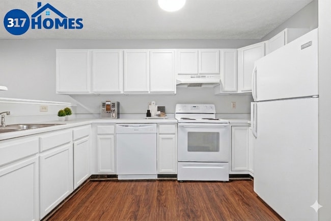 Building Photo - 2770 S East St Unit 103