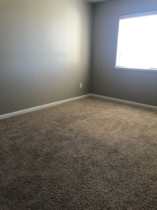Photo - 3819 Sweetbrier St Apartment Unit 3819 Sweetbrier