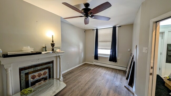 Photo - 1515 W Westmoreland St Unidad 1