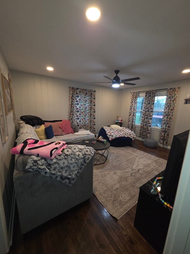 Photo - 1716 Fayetteville Hwy