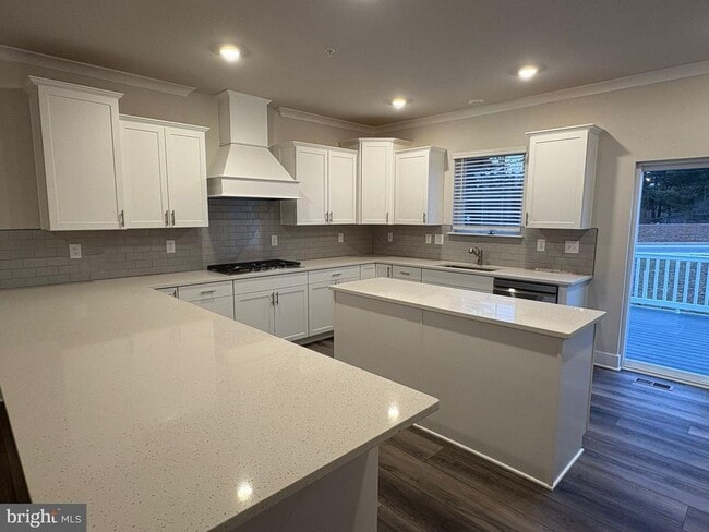 Photo - 1753 Water Xing Rd