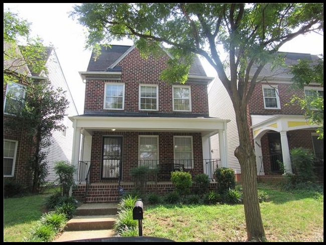 Photo - 1413 Kemper Street