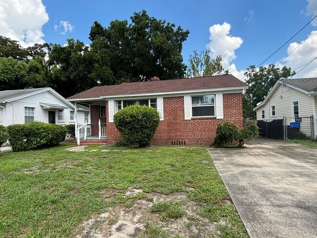 Building Photo - 4633 Sunderland Rd Rental