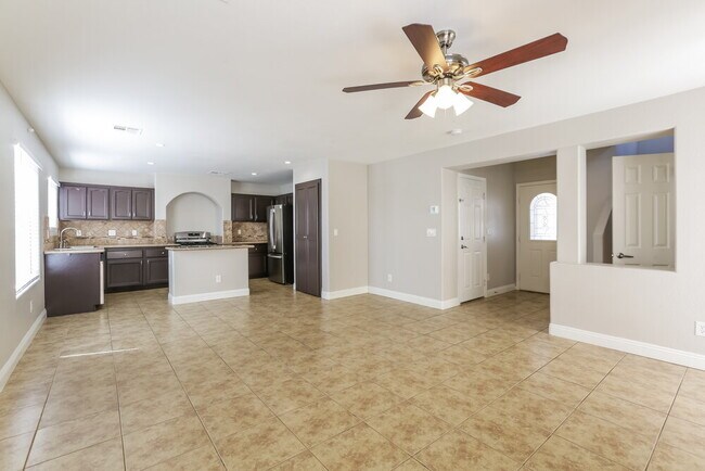 Photo - 7434 Celosia St