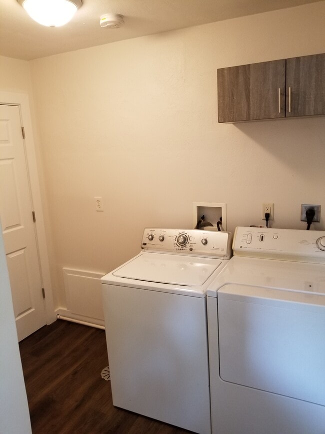 Photo - 1410 Slosson St