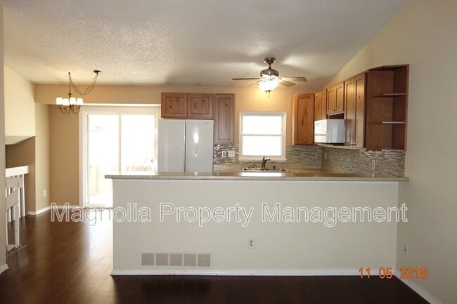 Photo - 5910 Bourke Dr