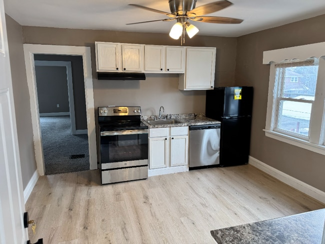 Photo - 3876 W 18th St Unit 2