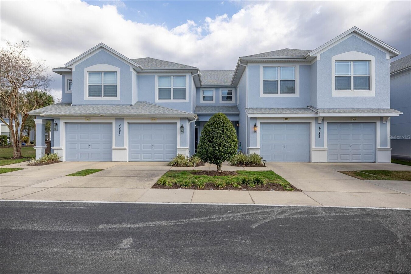 Photo - 4555 SW 52nd Cir Unit 104