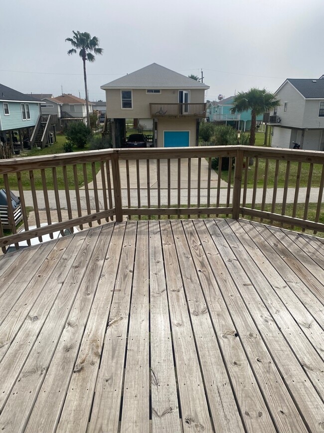 Photo - 16712 Fletcher Christian