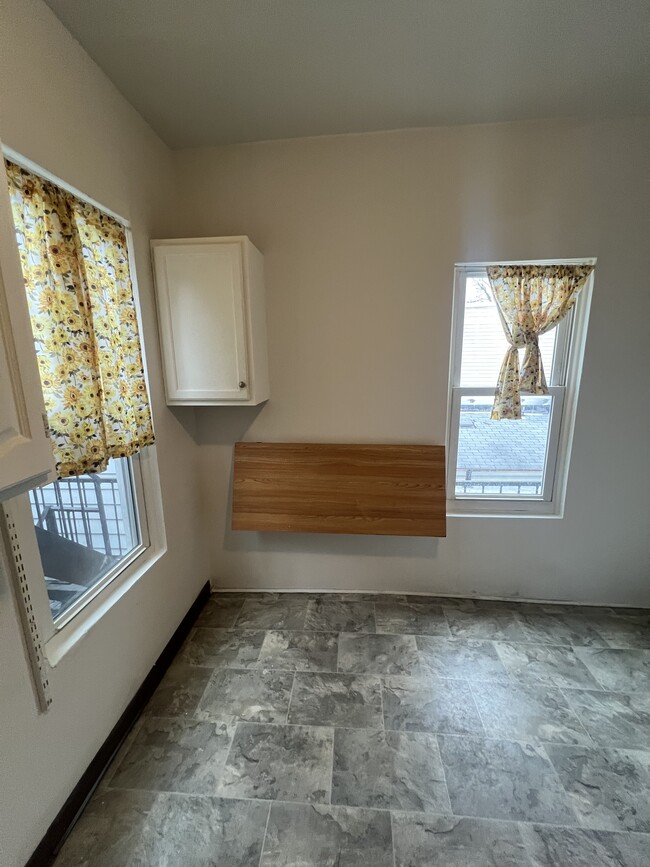 Photo - 117 1/2 N Penn St Unit 2