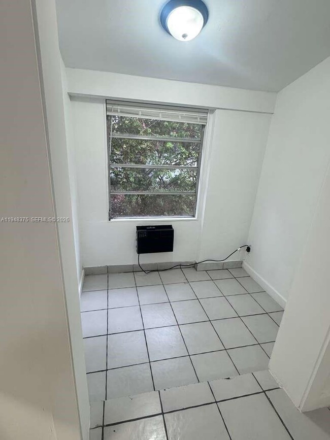 Photo - 1844 Taft St Unit 4