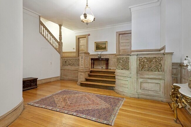 Photo - 324 Beacon St Unidad 4