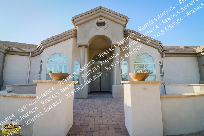 Building Photo - 14136 E Gloria Ln