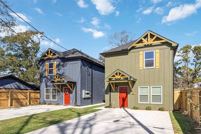 Building Photo - 5811 Senior St