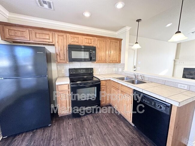 Photo - 2673 N Miranda St