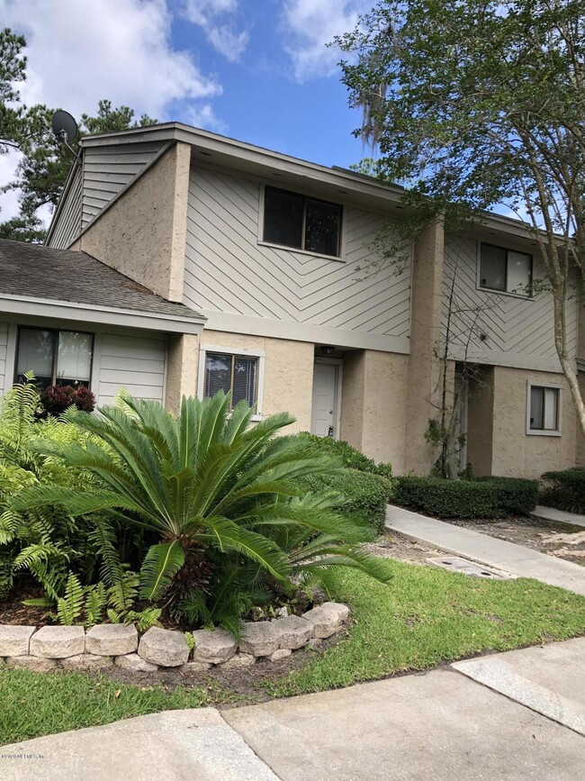 Photo - 3801 Crown Point Rd Unidad 1132 Rental