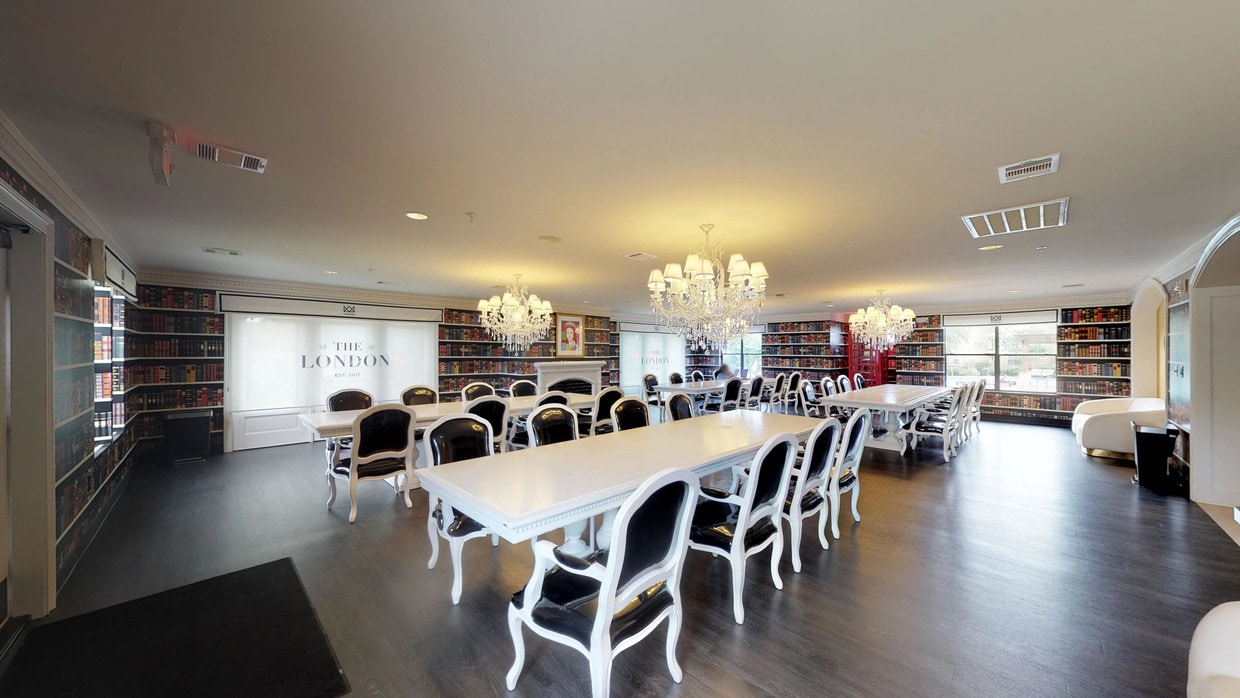 Photo - The London Apartments