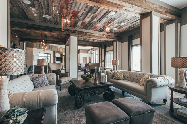 Vintage Tollgate Apartments