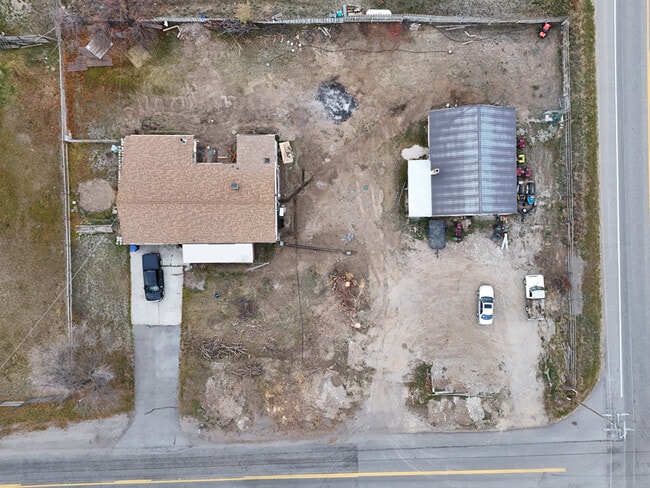 Photo - 4467 W 49th S