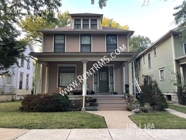 Building Photo - 916 SW Munson Ave Unit 4