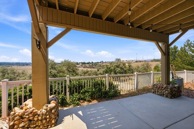Photo - 722 W Webb Rd