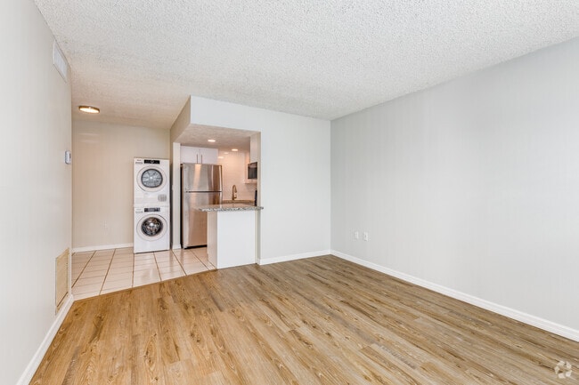 1 BR, 1 BA - 560SF - Forest Edge Apartments