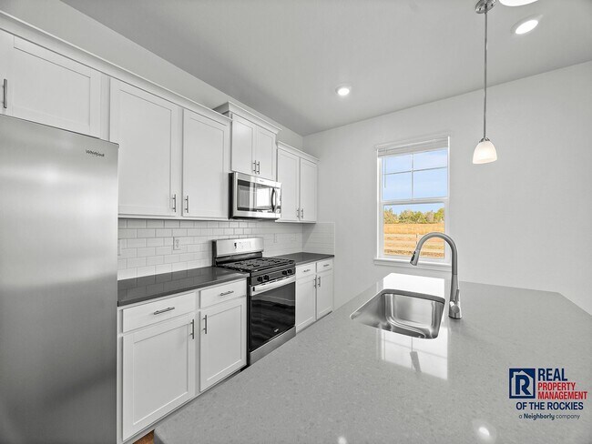 Photo - 4 Bed 2.5 Bath Newer Build in Berthoud!