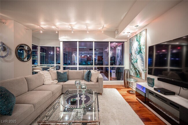 Photo - 4525 Dean Martin Dr Unit 1000