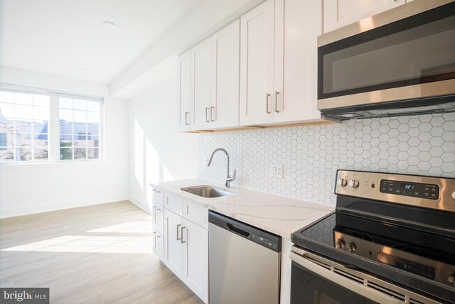 Photo - 1324 Frankford Ave Unit 409