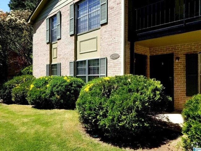 Building Photo - 2831 Georgetown Dr Unit A Rental