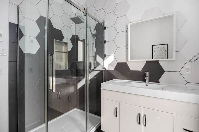 Photo - 3414 Rue Stanley Unité SI ID1520410P