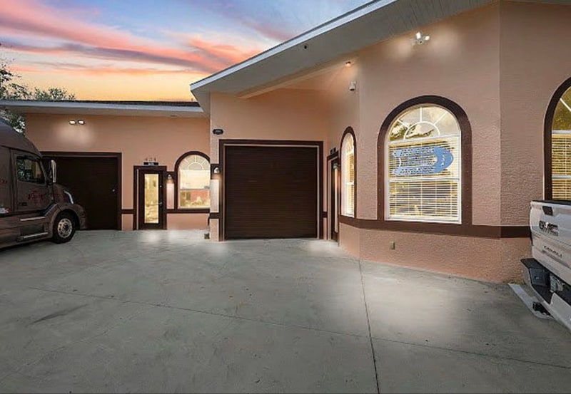 Photo - 434 NE 3rd Ave