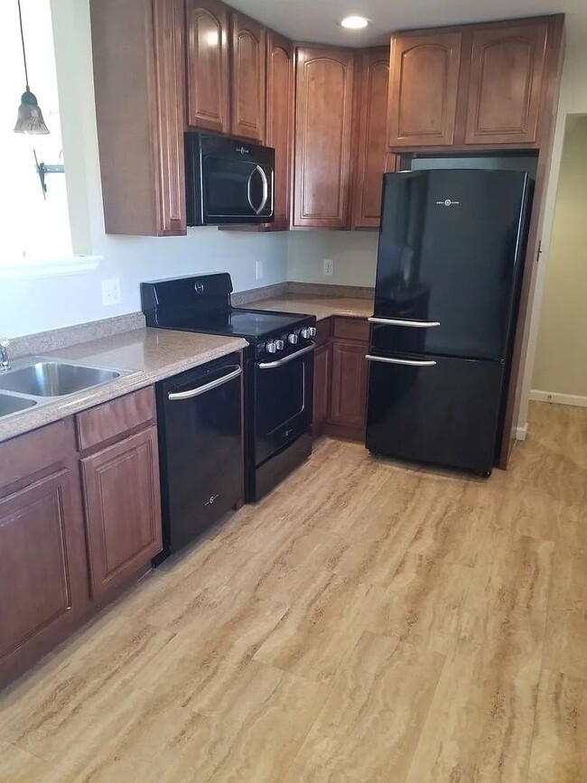 Photo - Great Home in Commerce City