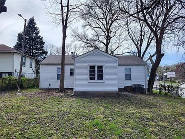 Photo - 6156 Jackson Ave Unit 1