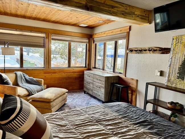 Photo - 96 Mountainside Dr