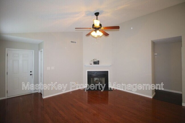 Photo - 132 Evening Star Dr