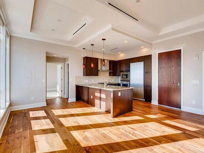 Photo - 7600 Landmark Way