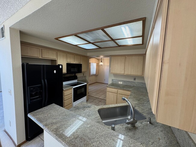 Photo - 6146 Linford Terrace