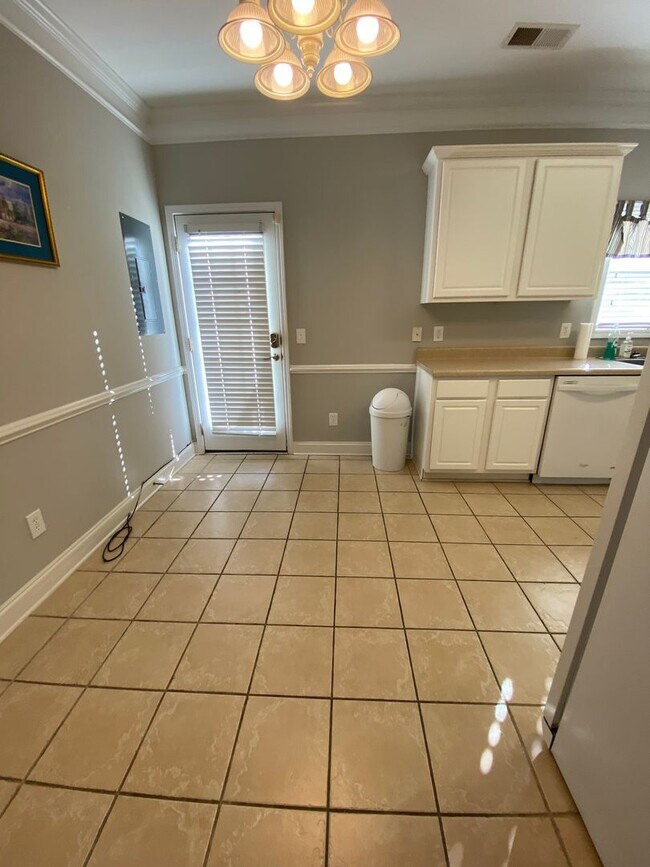 Fully Furnished (or not) in Hampton Forest! Townhome Townhome Rental in Columbia SC