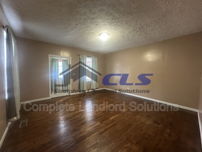 Photo - 2518 Jefferson St